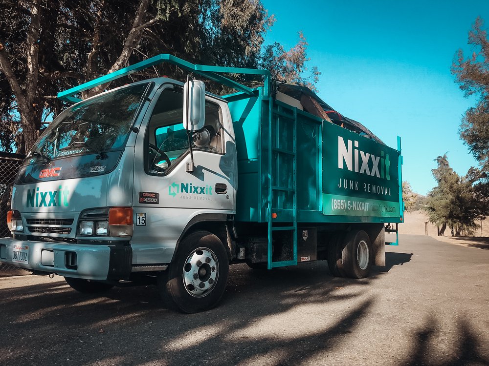 Nixxit: Eco-Friendly Junk Removal In The Bay Area - Book Online Now